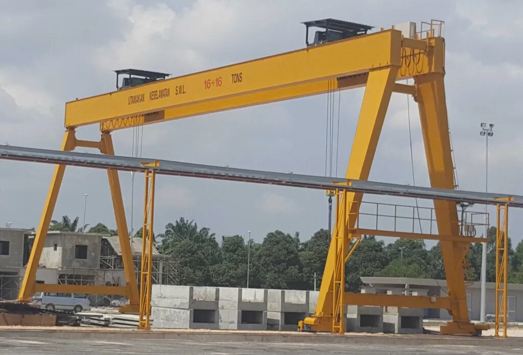 Electric double girder gantry crane